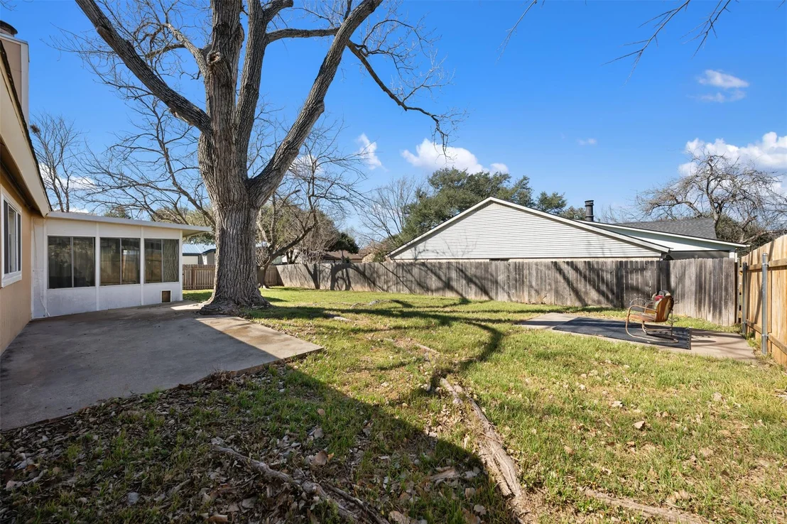 Photo of 1408 Doonesbury DR
