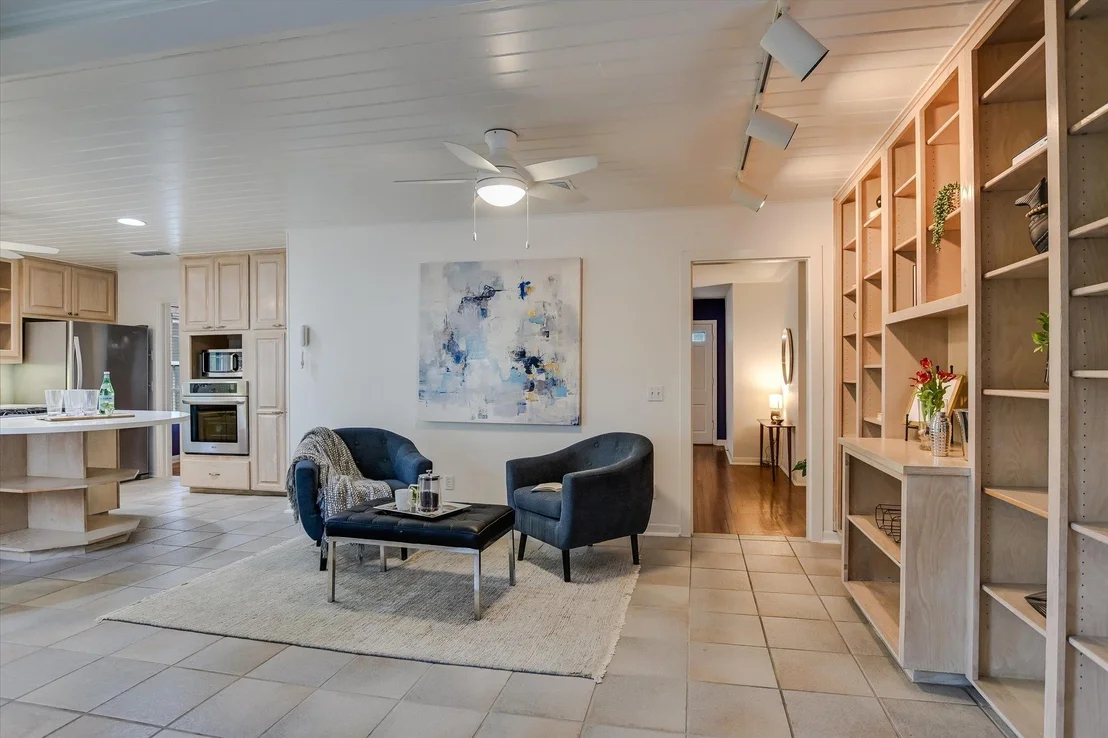 Photo of 1305 Fairwood RD