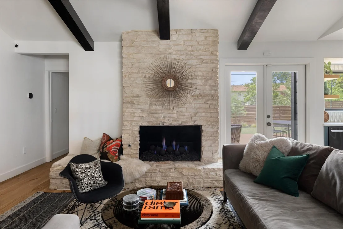 Photo of 7210 Geneva DR