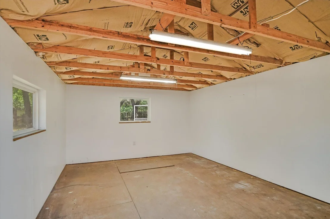 Photo of 707 Royal LN