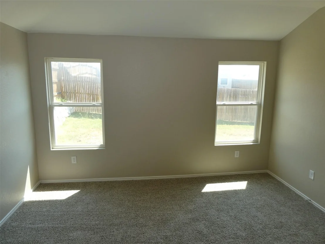 Photo of 6009 RODERICK DR