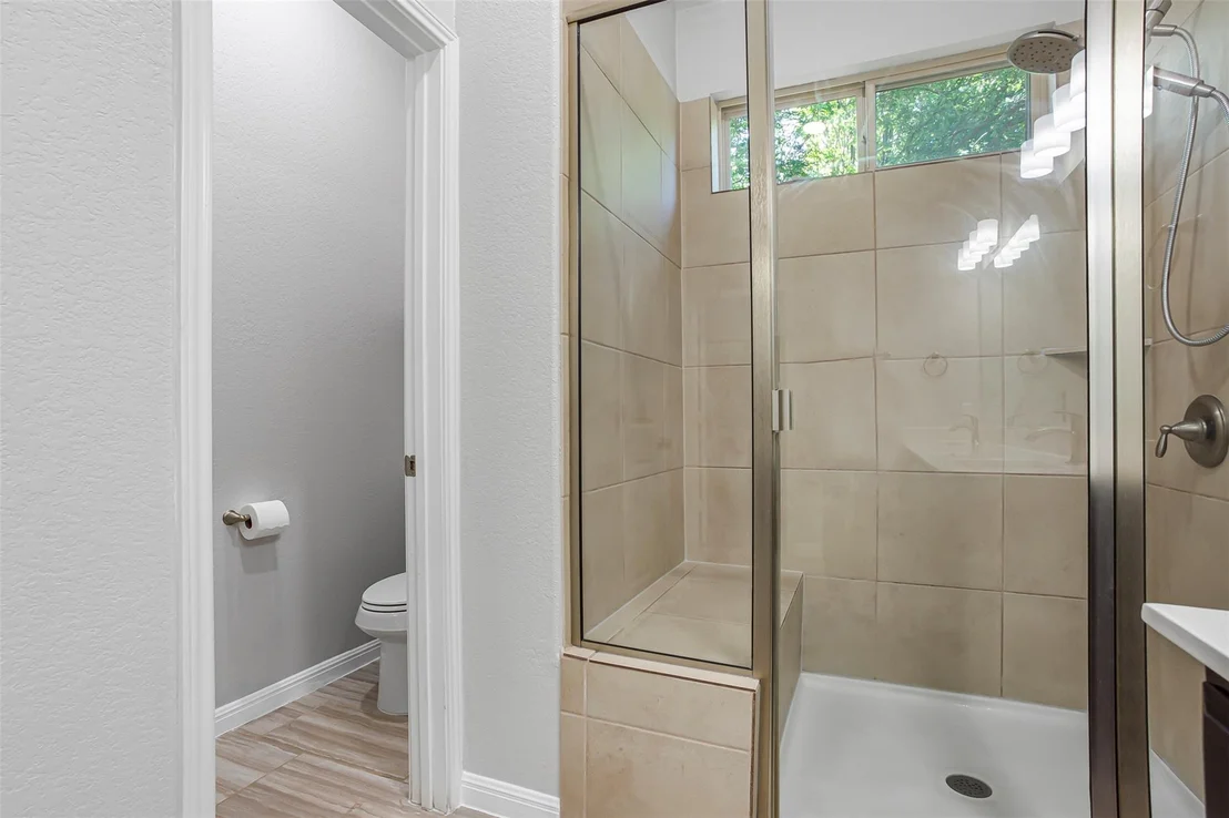 Photo of 1233 Peregrine WAY