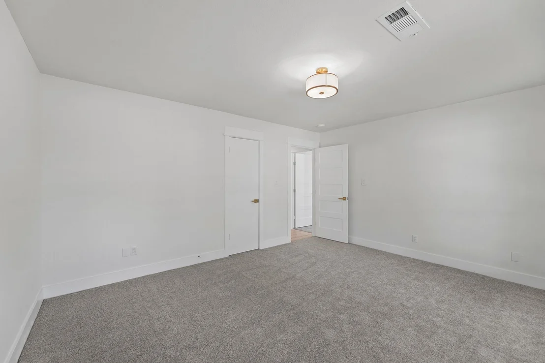 Photo of 601 S Chaparral