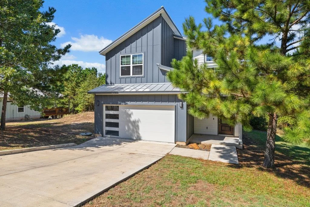 Photo of 200 Manawianui DR