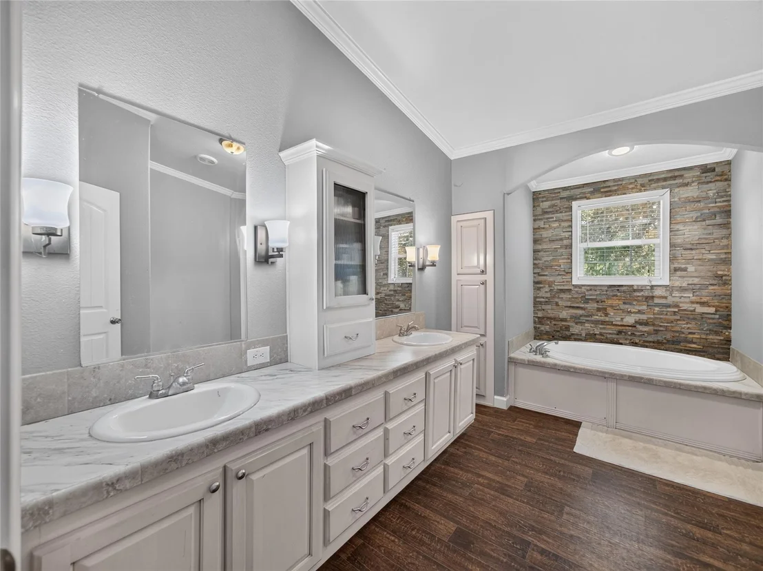 Photo of 155 Hidden Oaks LOOP