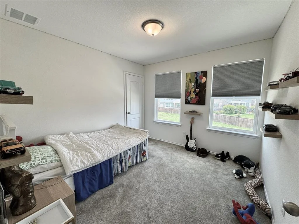 Photo of 1121 Arbor Acres LOOP