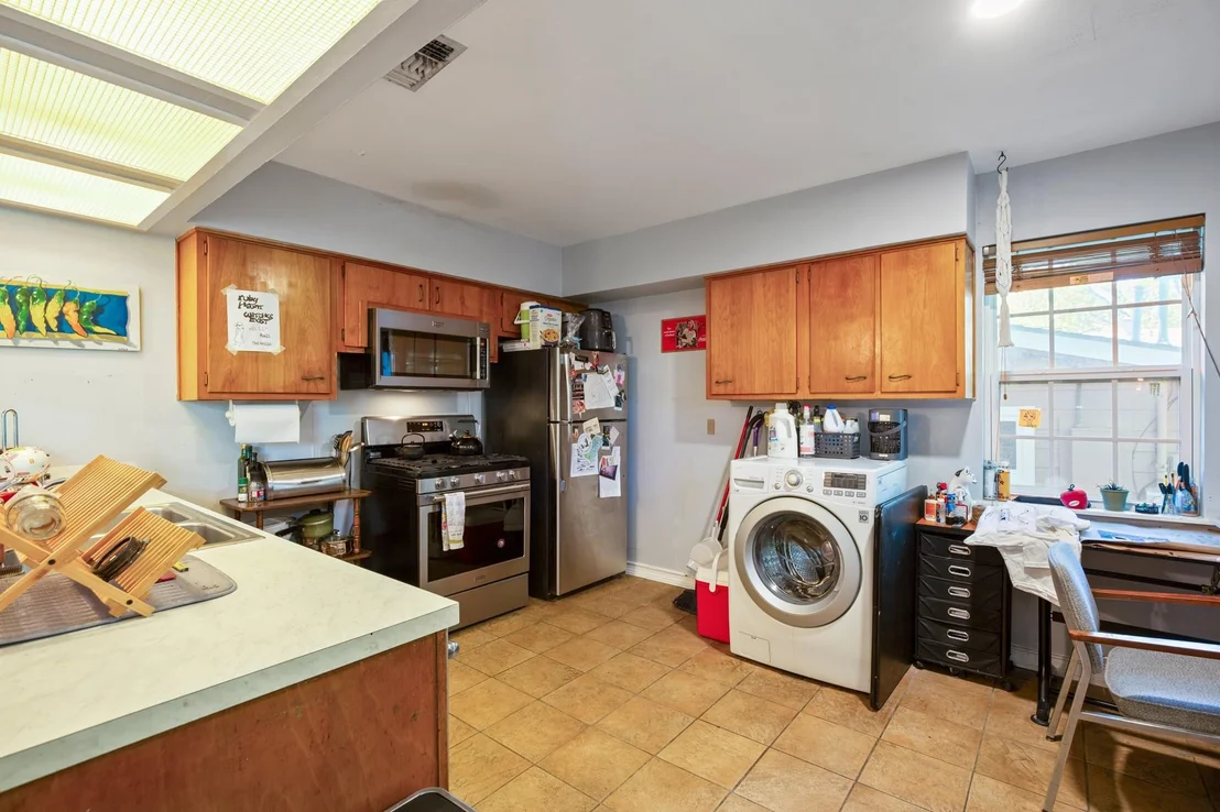 Photo of 4606 S 2nd ST
