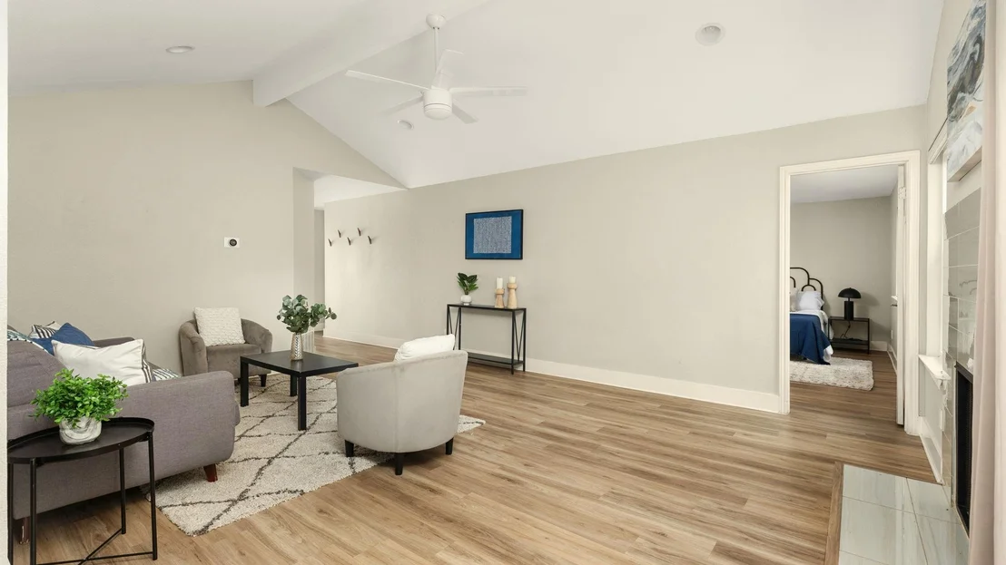 Photo of 720 Great Britain BLVD