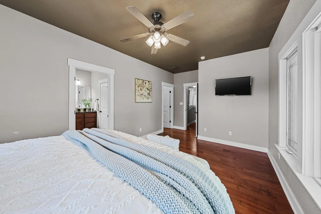 Photo of Unit 401 at 2930 Grand Oaks LOOP