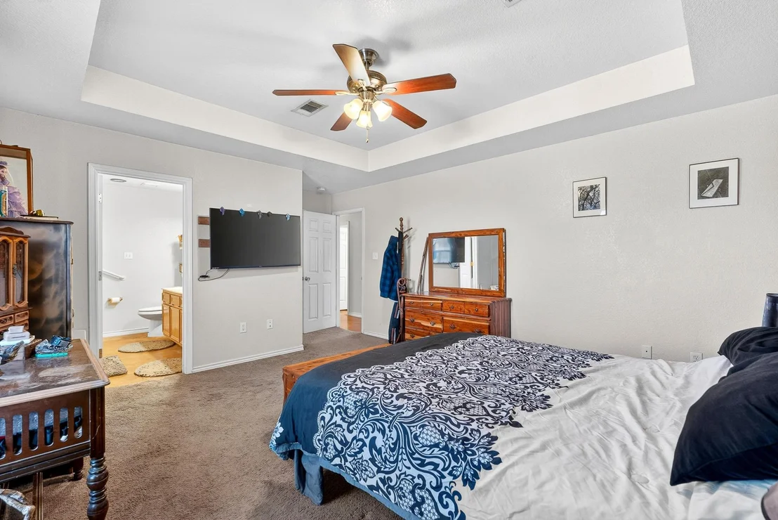Photo of 2416 Merle DR