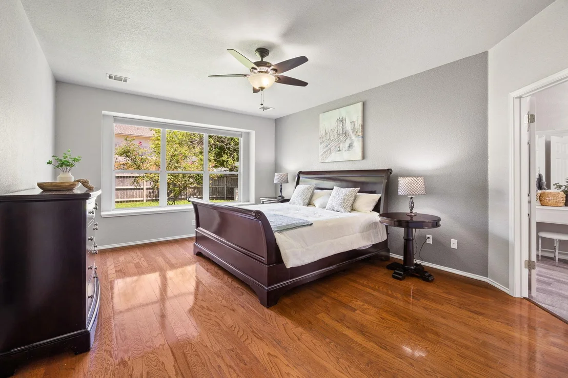Photo of 709 Belmont DR