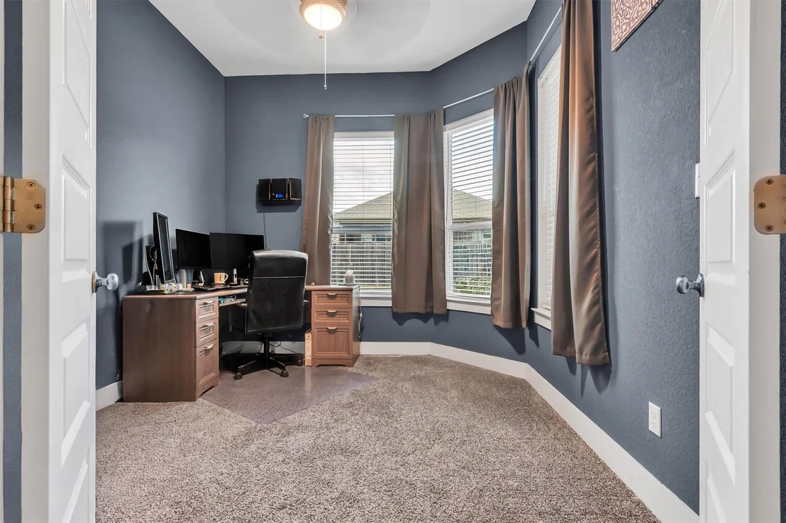 Photo of 487 Gamble DR