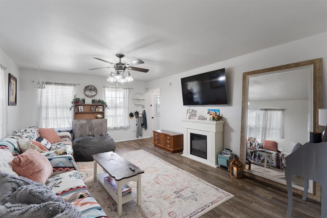 Photo of 2189 County Road 421