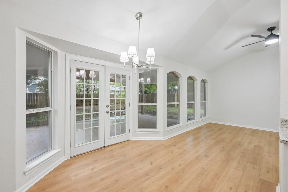 Photo of 500 Britni LOOP