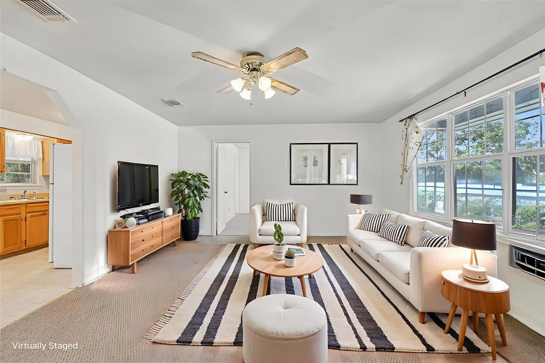 Photo of 1403 Circle DR