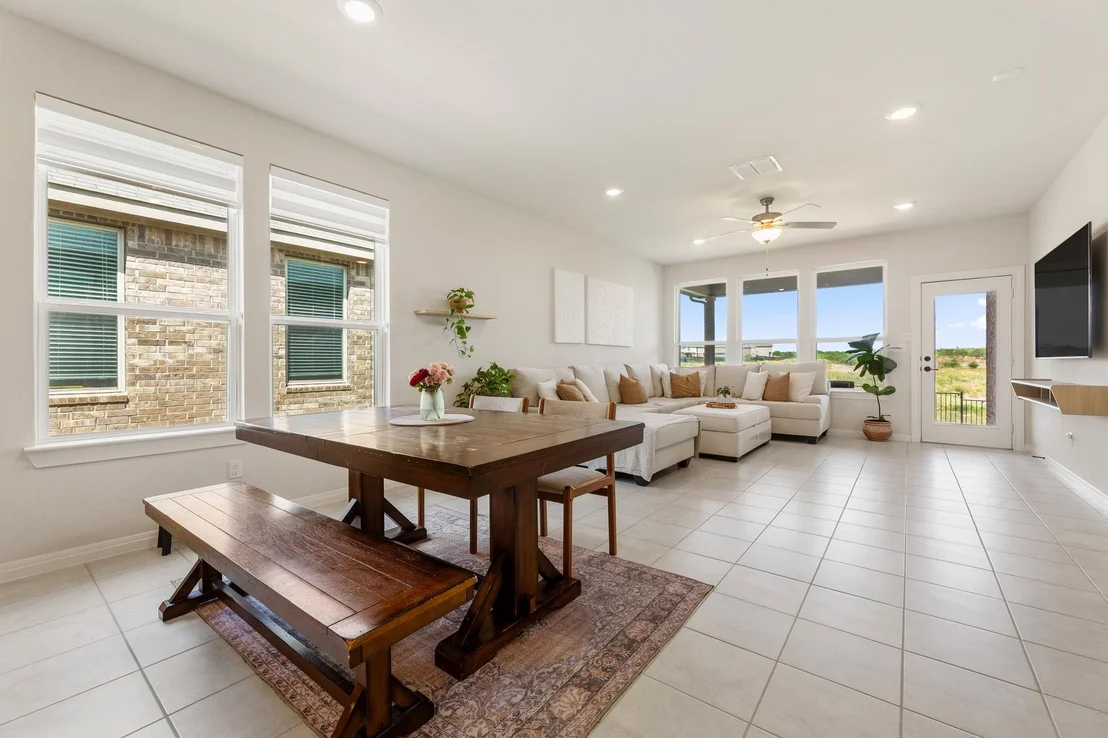 Photo of 304 Sweetleaf DR