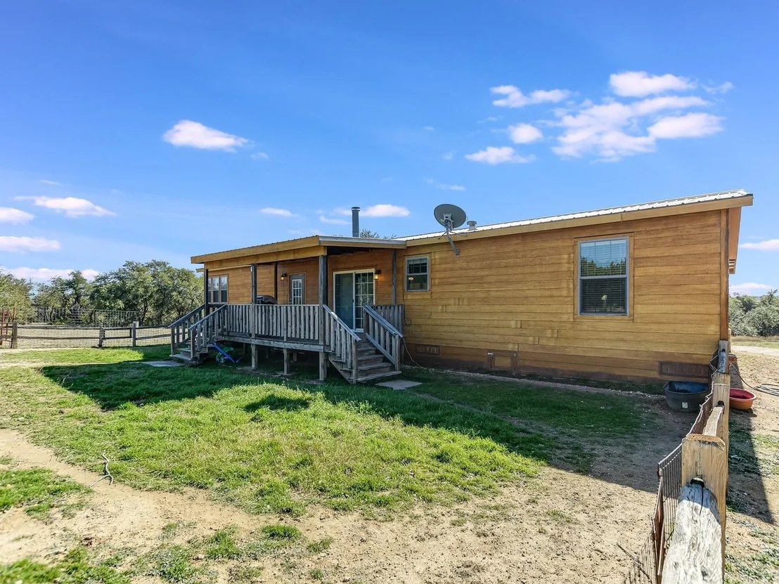Photo of 110 Diamondback DR