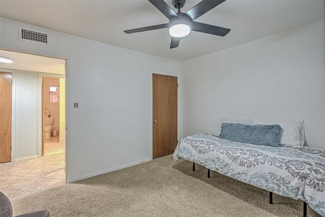 Photo of 5304 Bedford