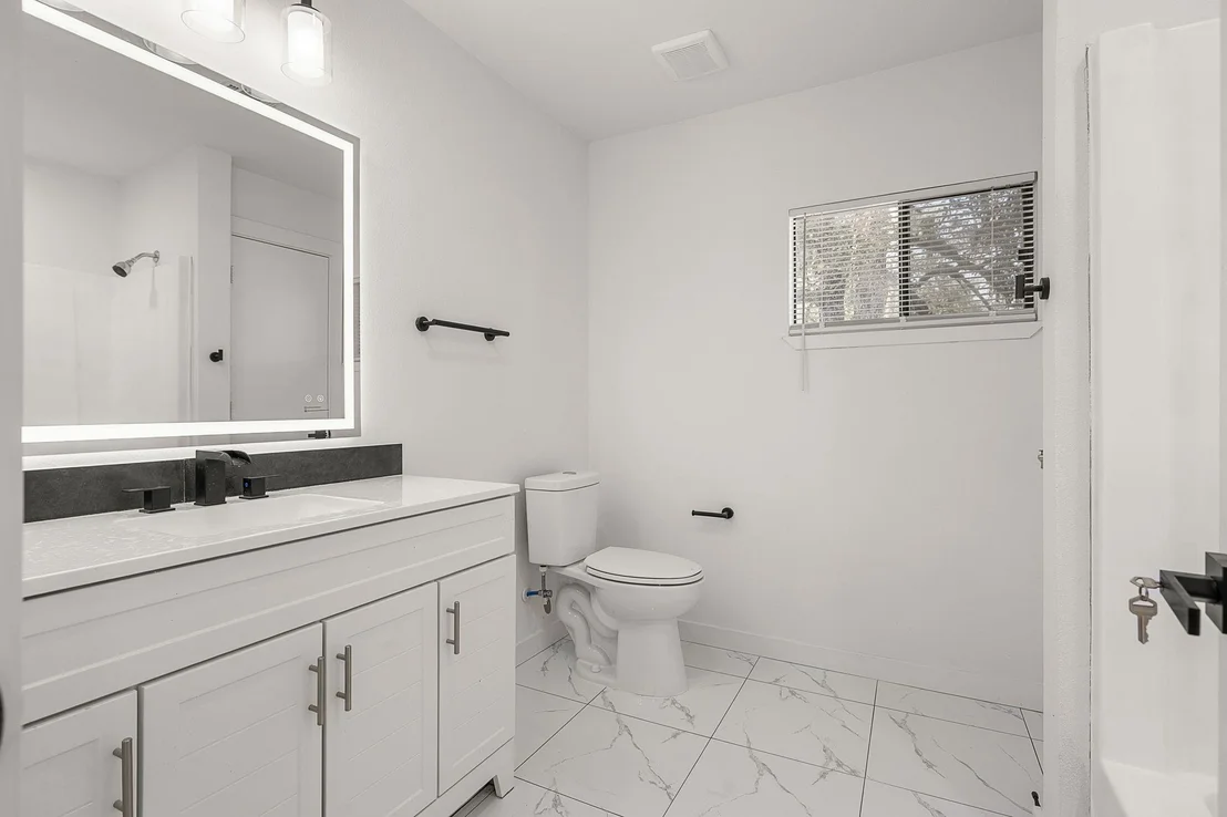 Photo of 349 Forest Lake DR
