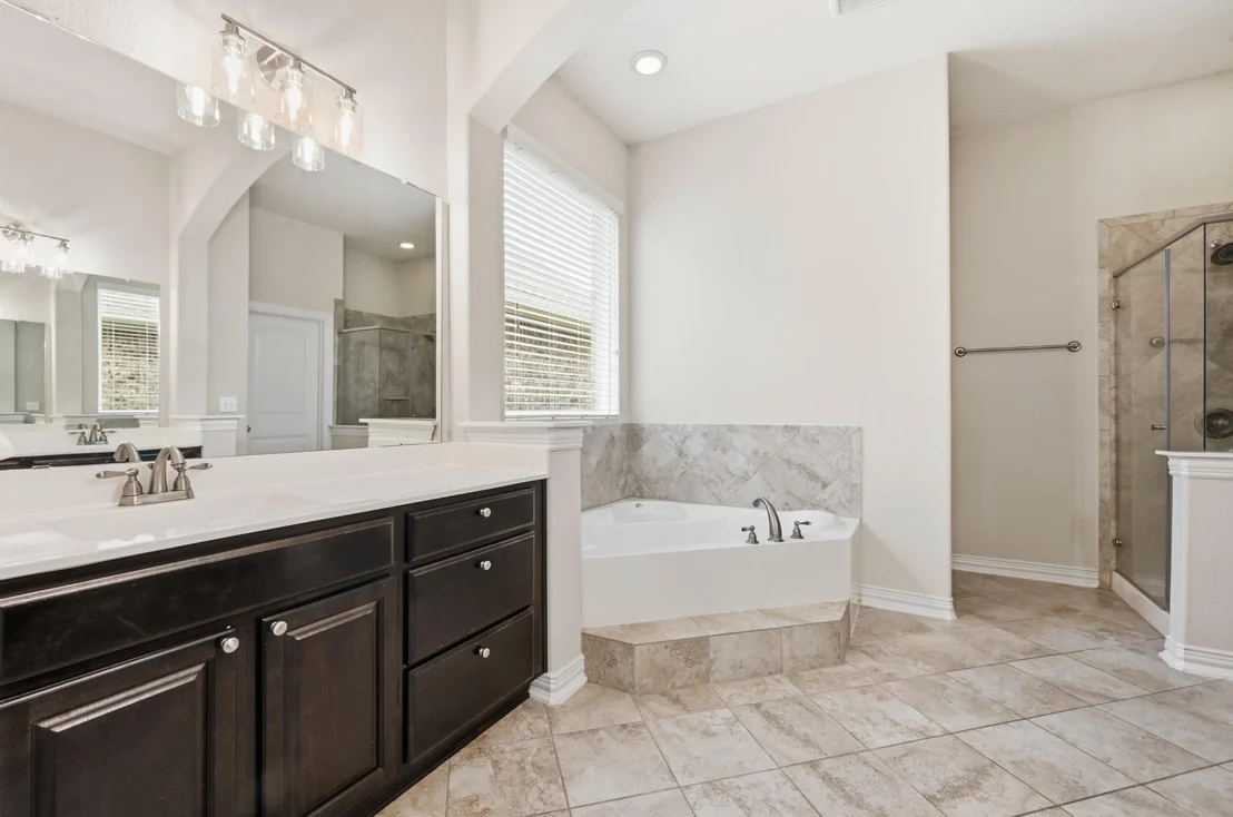 Photo of 344 Betony LOOP