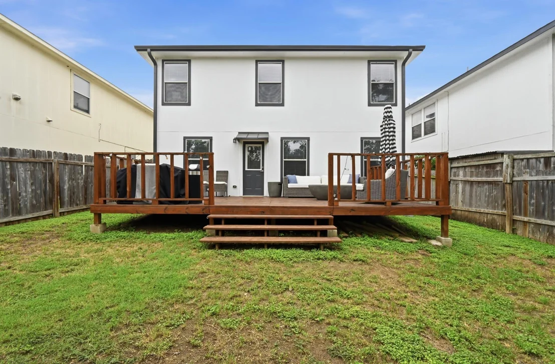 Photo of 1414 Strickland DR
