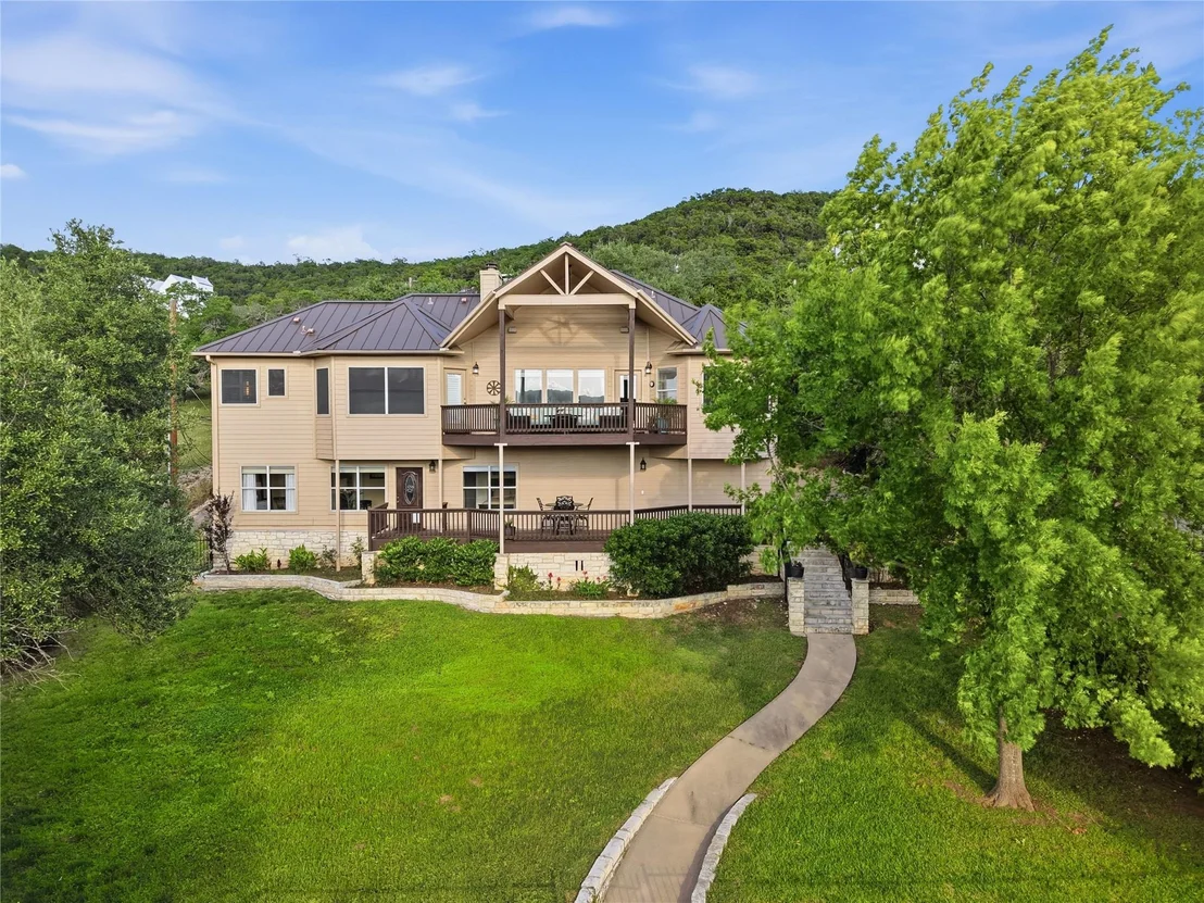 Photo of 10802 Beach RD