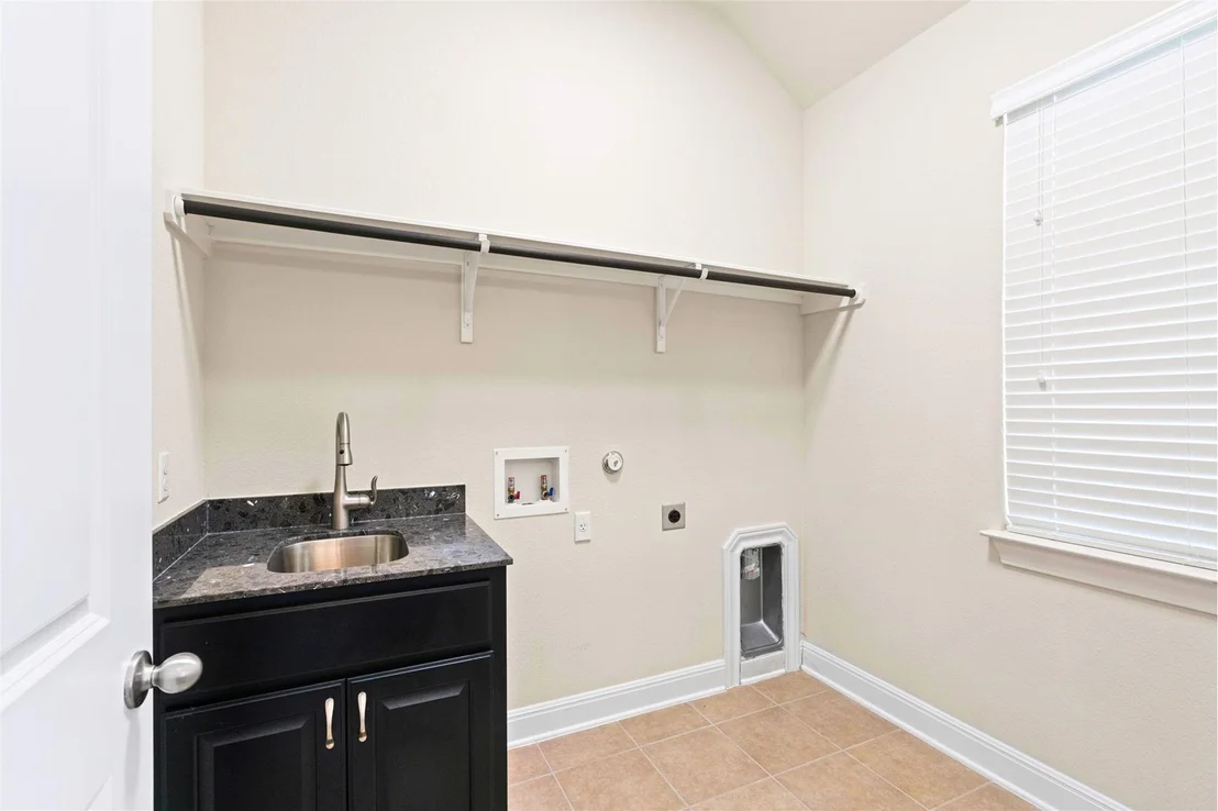 Photo of 2712 Mazaro WAY
