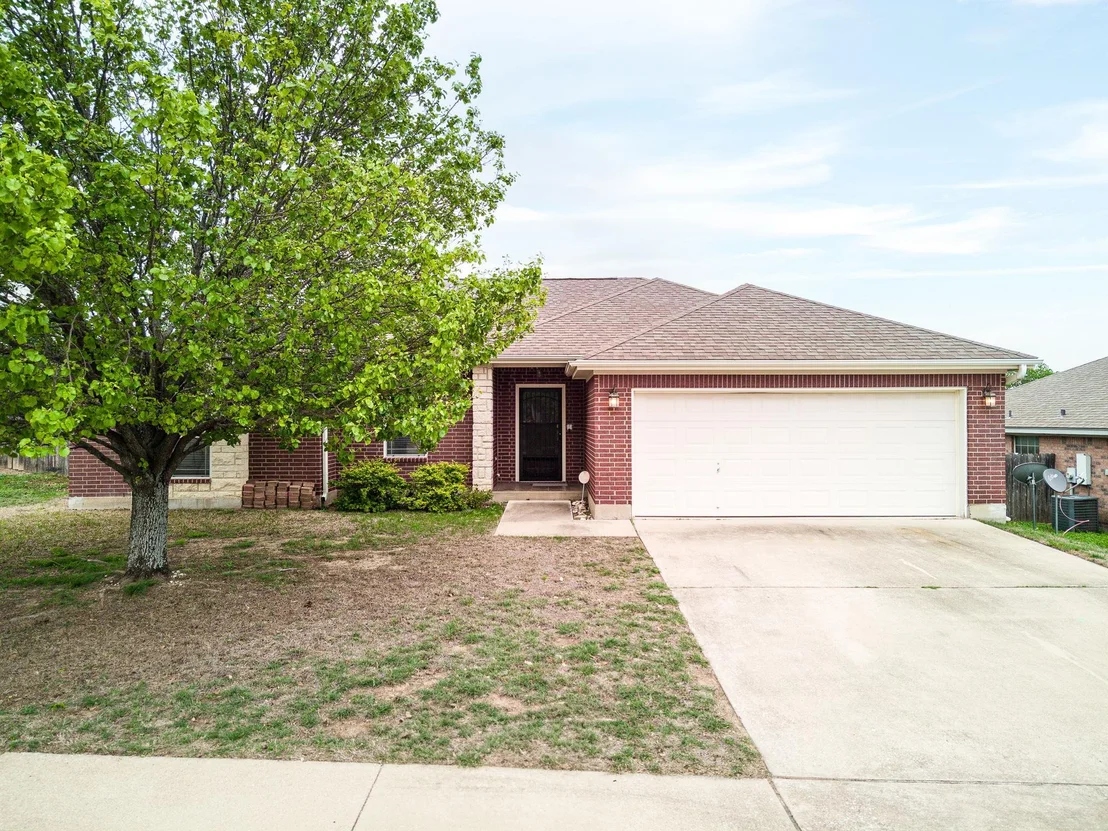 Photo of 1704 Walker Place BLVD
