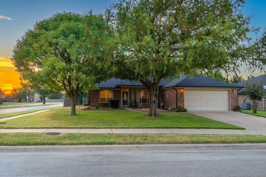 Photo of 5308 Southern Crossing DR