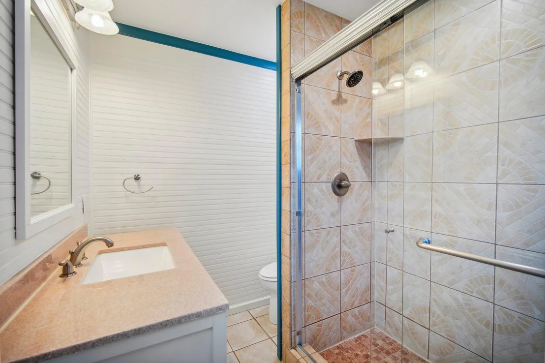 Photo of 1815 Spring Valley DR