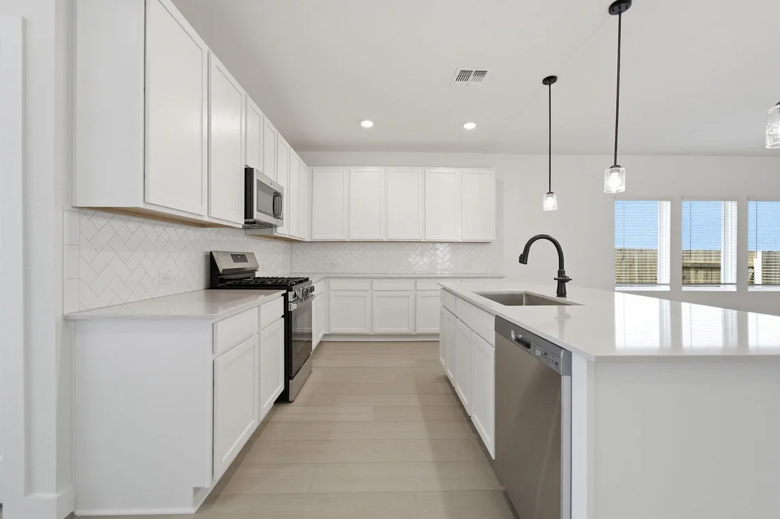 Photo of 341 Begonia ST