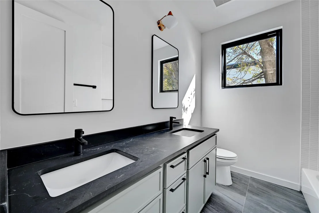 Photo of Unit 1 at 2717 Lyons RD