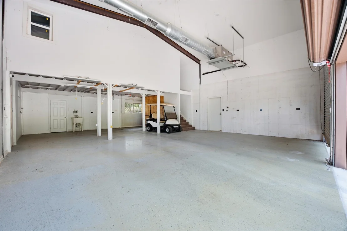 Photo of 8012 Bernard ST