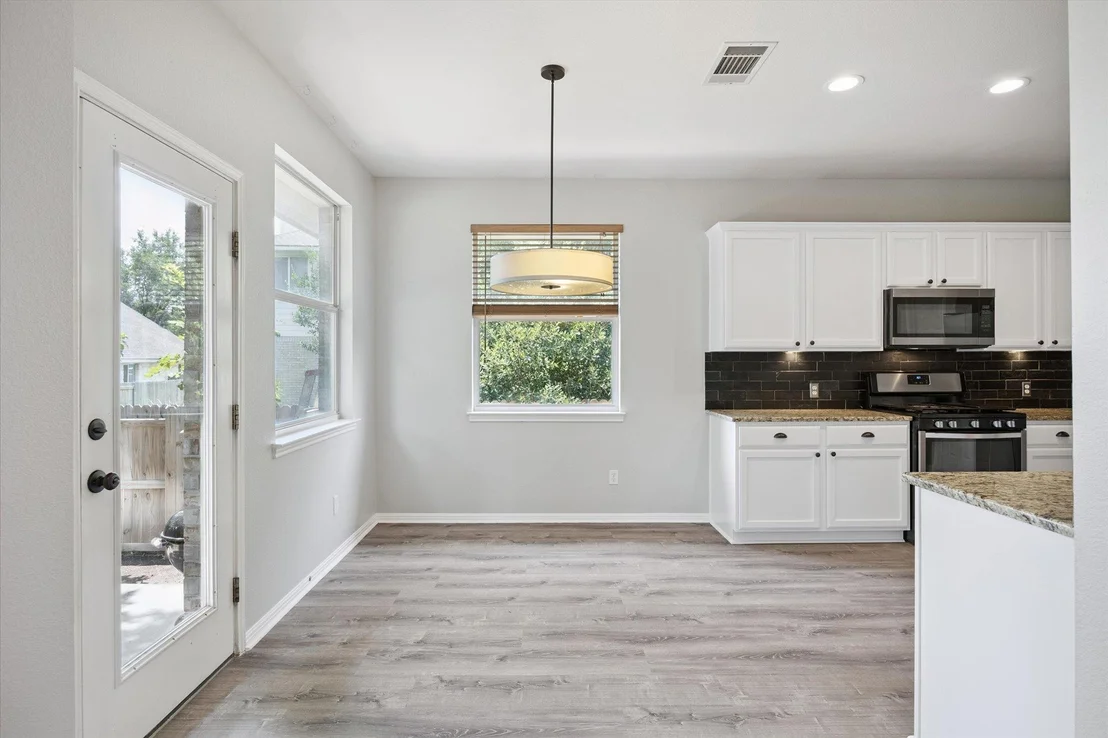 Photo of 1903 Wickett WAY
