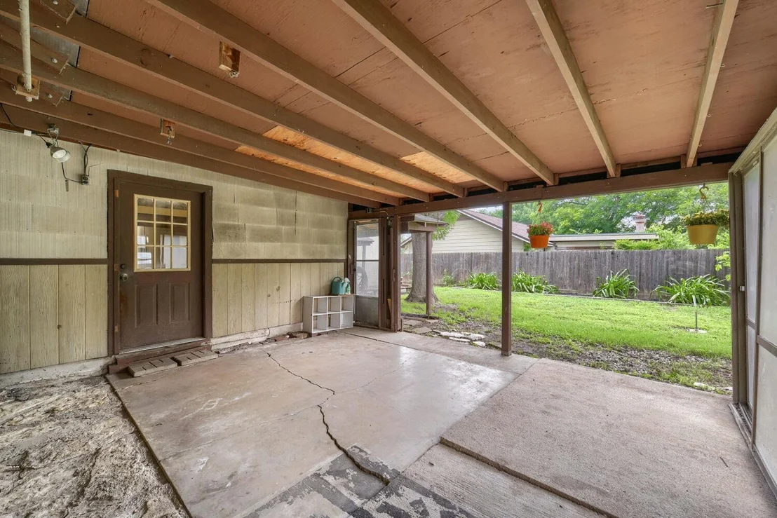 Photo of 5001 Creekline DR