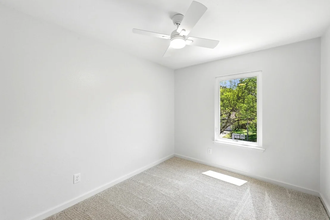 Photo of 7912 Finch TRL