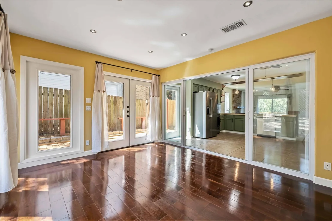 Photo of Unit B at 1703 Waterloo TRL