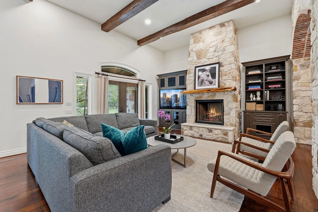 Photo of 8121 Bluff TRL