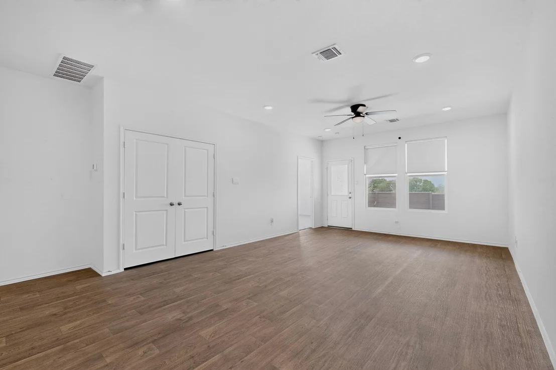 Photo of Unit A at 439 Arnold LOOP
