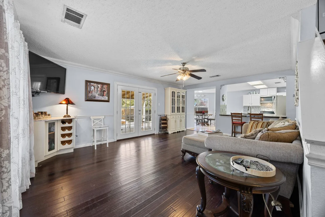 Photo of 1001 Canterbury TRL