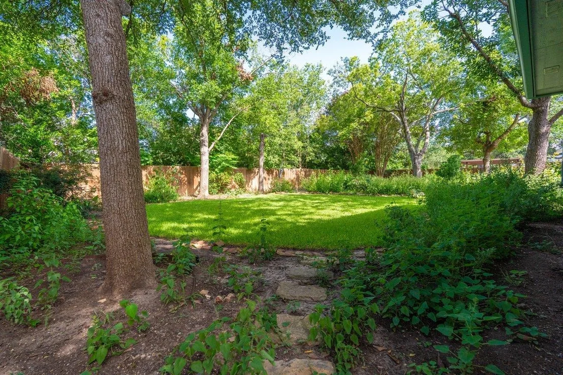 Photo of 2513 Niemann DR