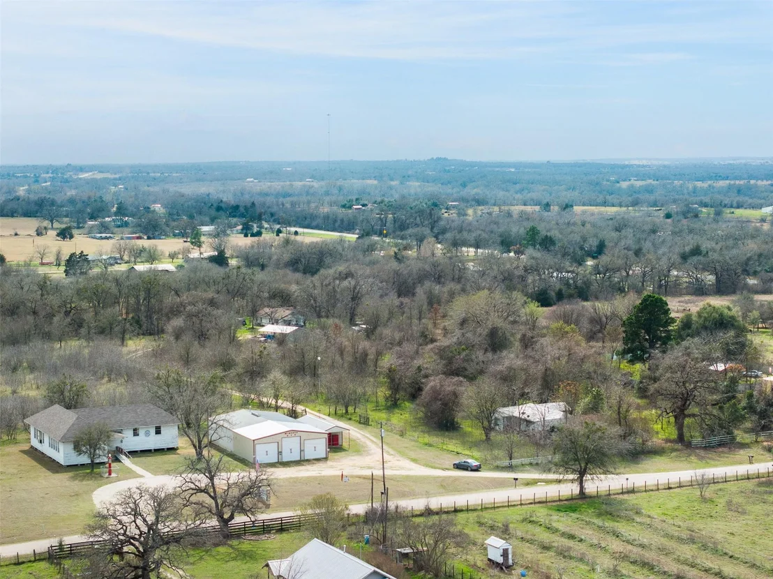 Photo of 420 County Road 232 LOOP