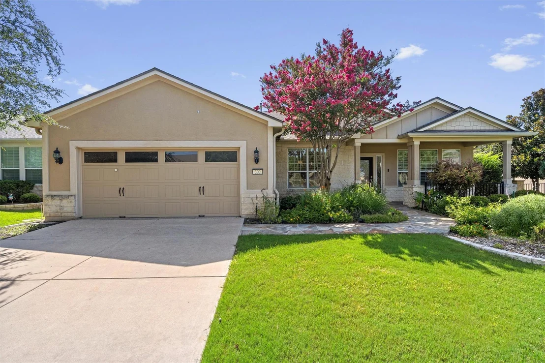 Photo of 300 Pipe Creek LN
