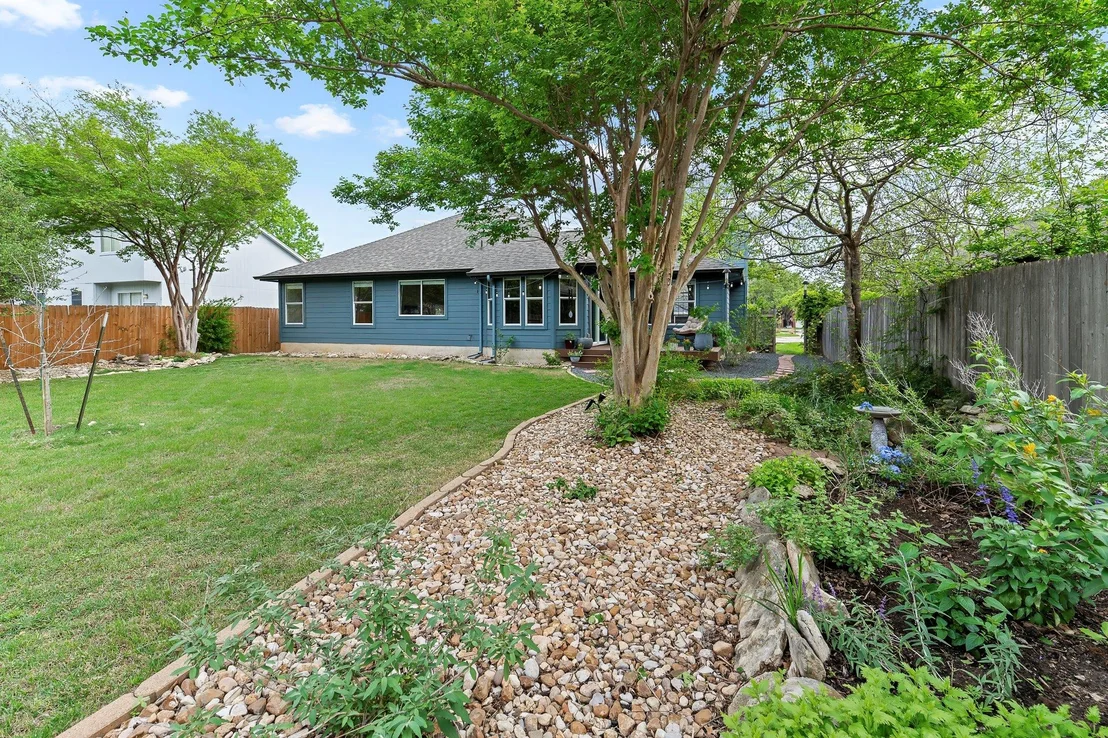 Photo of 1908 Oak Hollow DR