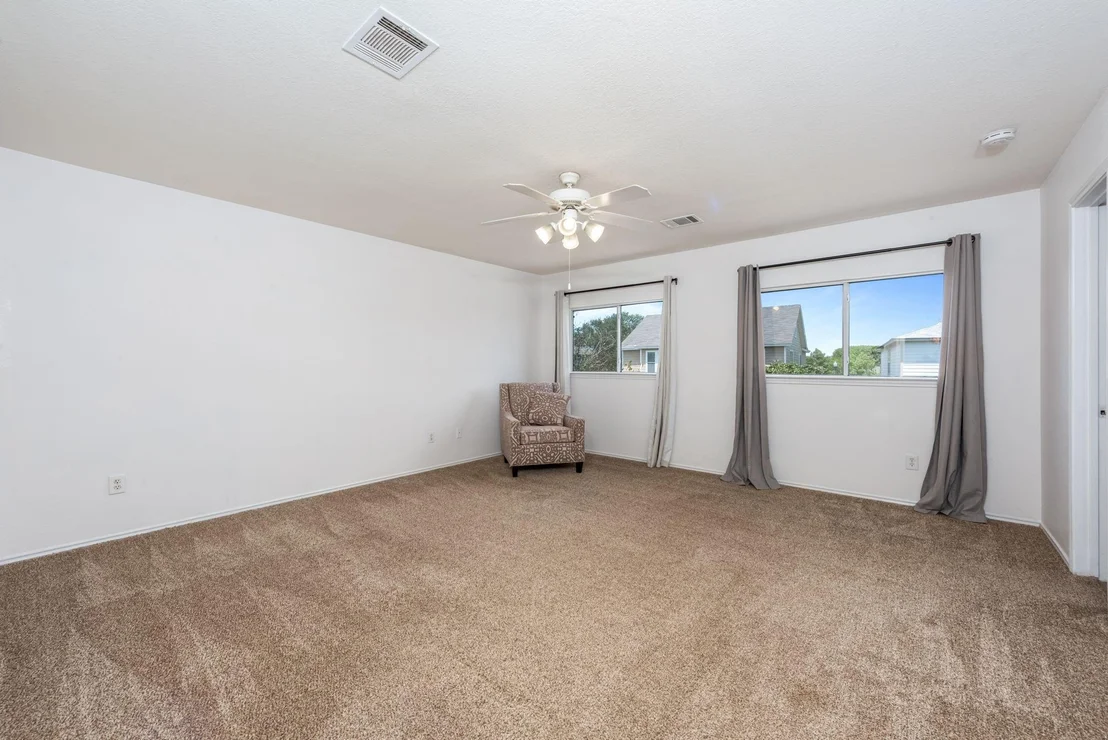 Photo of 1025 Canterbury TRL