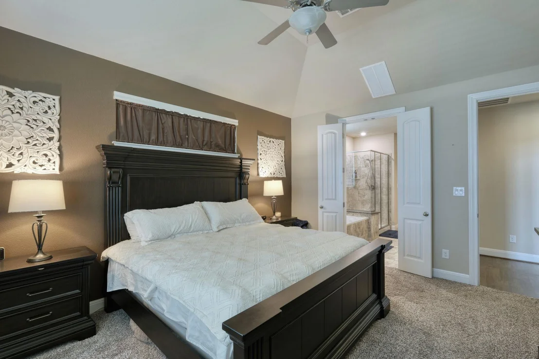 Photo of 2336 Centennial LOOP