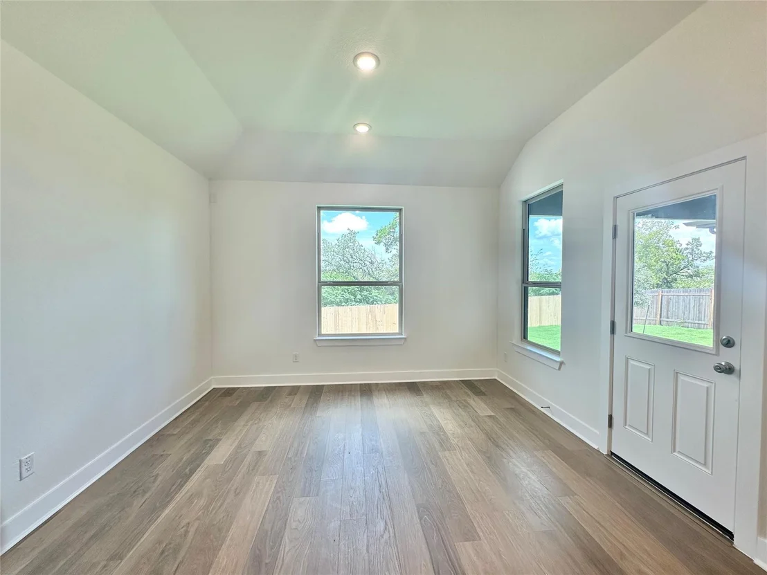 Photo of 300 Treadwell LN