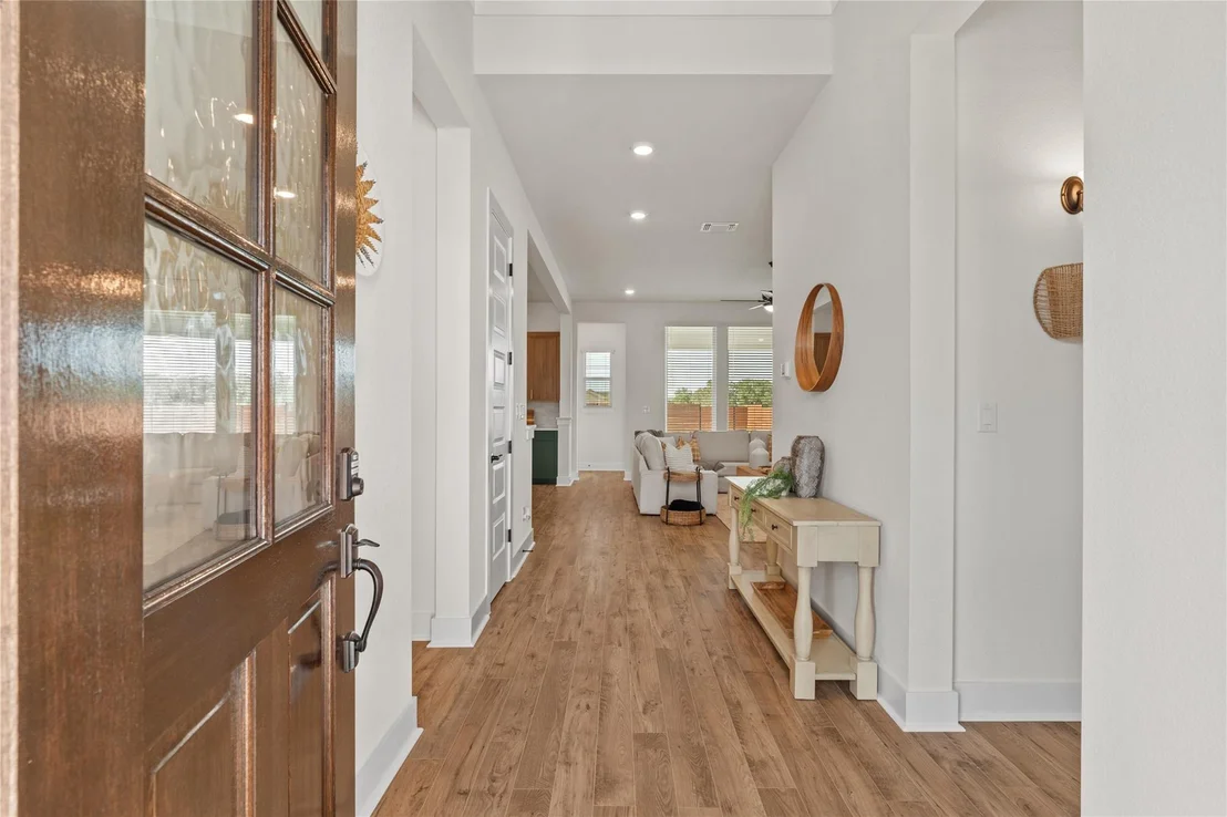 Photo of 2116 Tobiano TRCE