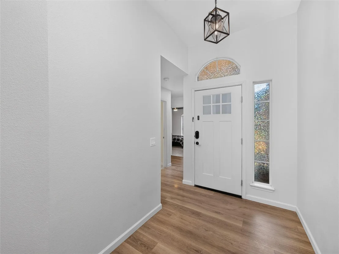 Photo of 105 Dogwood DR