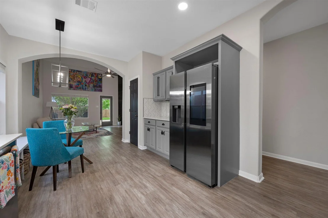 Photo of 121 Gainer DR